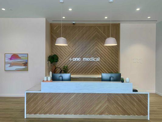 One Medical: East Cobb - Merchant's Walk front desk