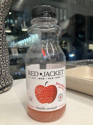 Red Jacket Orchards - Strawberry Apple (12oz)