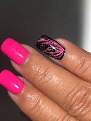 Freehand nail art