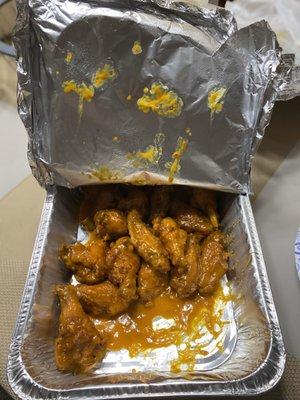 "Honey bbq wings" actually honey mustard