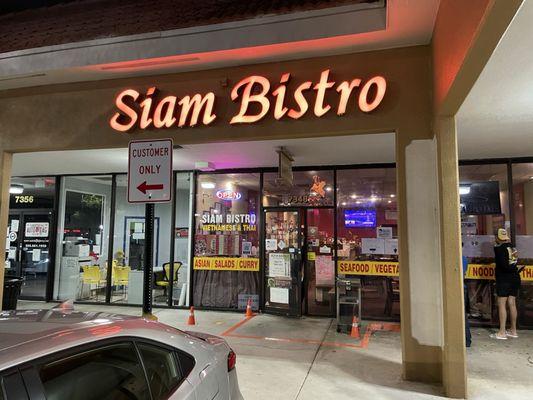 Siam Bistro