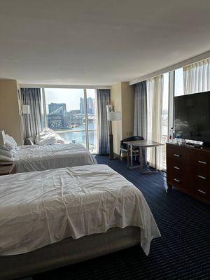 Double beds with double sided harbor views.