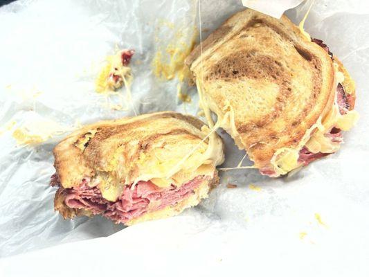 Pastrami sandwich