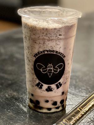 03.12.21 Oreo Cookie smoothie w/ boba