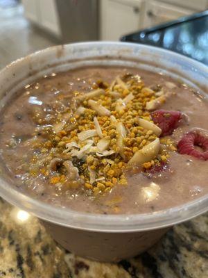 Açaí bowl. Seasonal fruit, bee pollen, nut butter, all the good stuff!