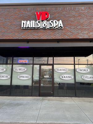 Nail salon