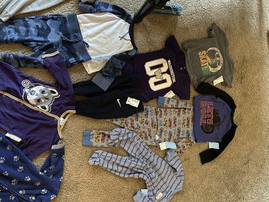 Some of the cool clothes I found (: nothing was above $5 as well!