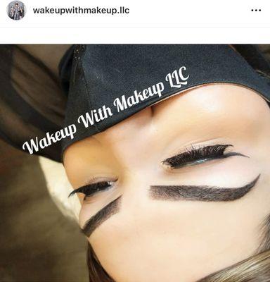 Ombré shaded brows