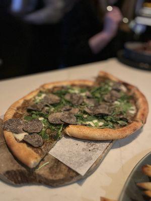 Truffle pizza