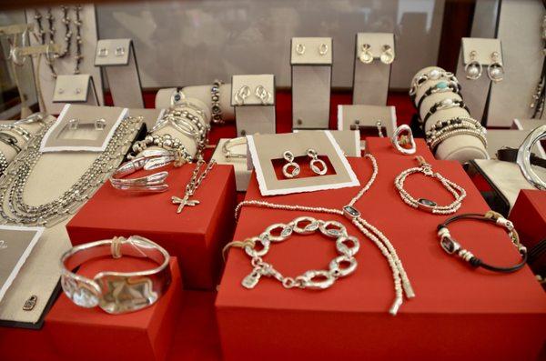 A wide selection of Uno de 50 jewelry.