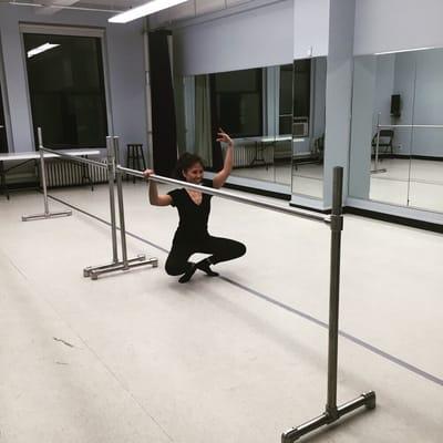 Beginner ballet student taking a private lesson