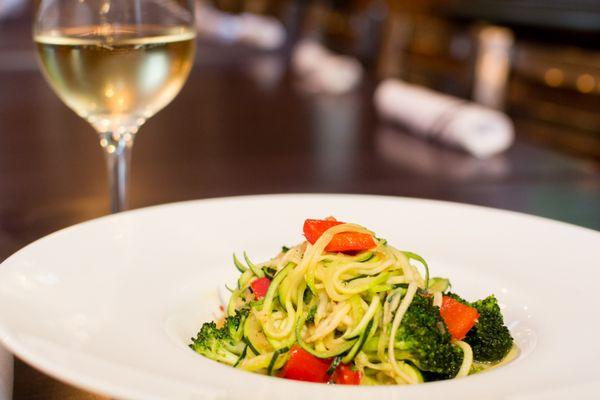 100% Vegetarian Zucchini Noodles