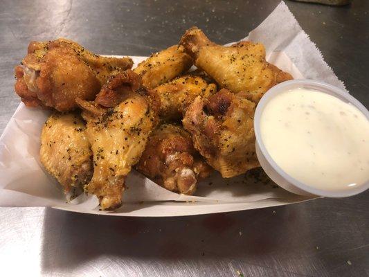 Lemon Pepper Hot Wings