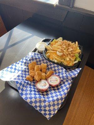 Grilled chicken salad and fish bites