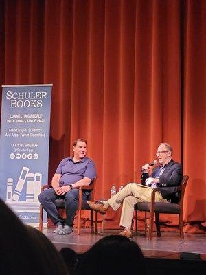 Nicholas Sparks and journalist Neal Rubin