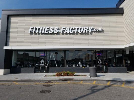 FitnessFactory.com Chicago - Exterior