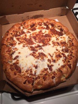 Cheese Pizza with stuffed crust