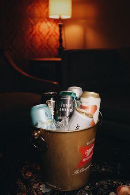 Beer bucket special (Any five cans in a bucket, take $5 off)