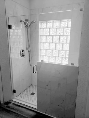 Clearwater Glass And Showers