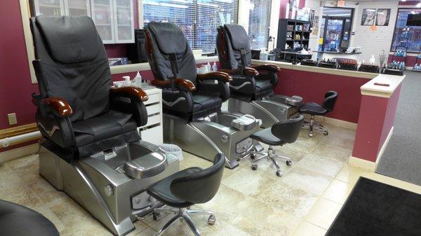 3 Spa Pedicure Chairs!