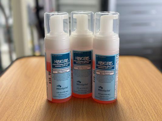 Looking for a antiseptic/ antimicrobial skin cleanser? We have you covered! Hibiclens is ideal for surgeries and much more!