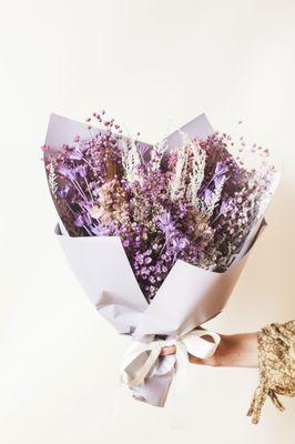 Dried flower bouquet.