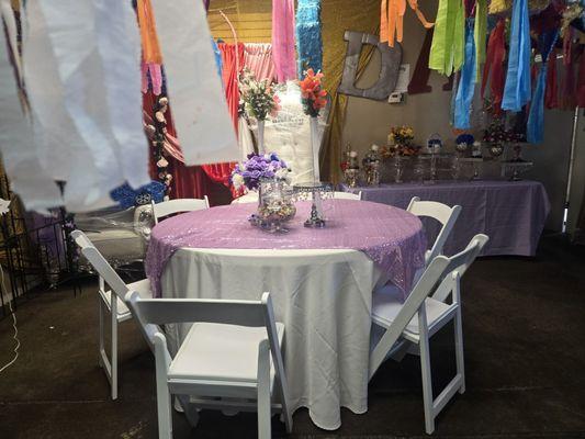 A table setting that exudes elegance and sophistication, featuring the soothing hue of lavender.