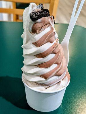 Child Size Reese's with a mini scoop of Oreo