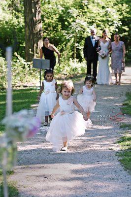 The flowers girls.