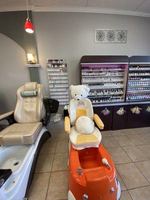 Nail Center