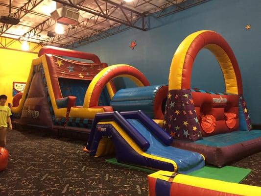 "Arena B"-obstacle course & toddler slide