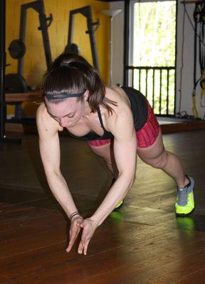 Emily doing plyo pushups