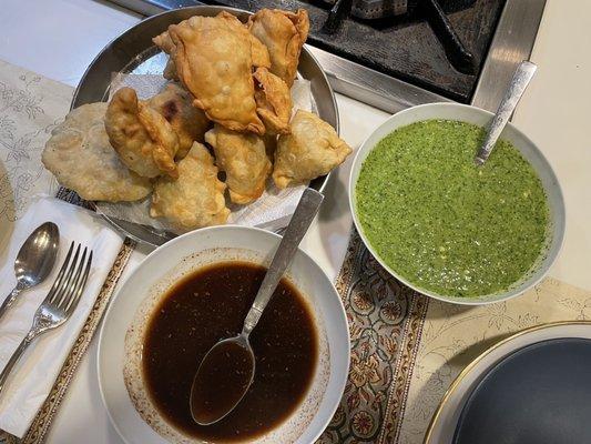 Samosas and chutney