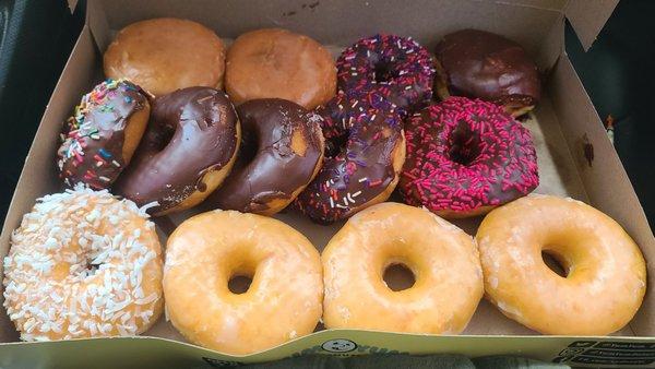 Yum Yum Donuts