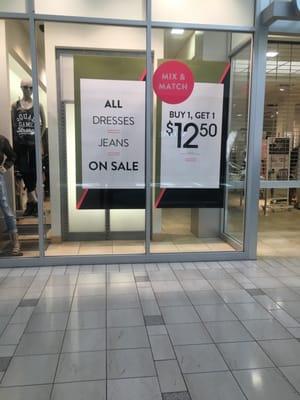 Who doesn't love a sale?!!!