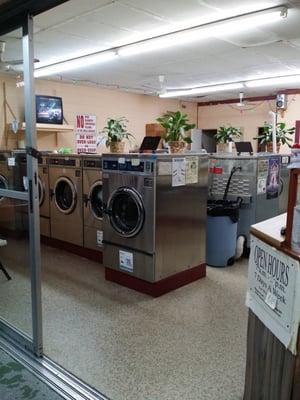 Dixie Coin Laundry