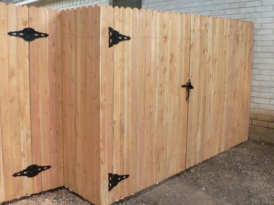 Standard cedar gate, (ALWAYS SCREWED TOGETHER)