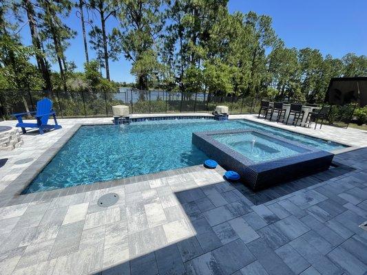 Bowles Custom Pools & Spas