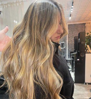 ‍ #balayage #salon #larchmont #haircolor #highlights #keratin #brazilianblowout