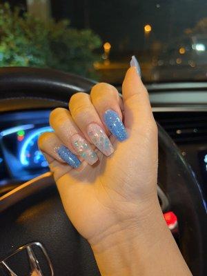 Da-Vi Nails