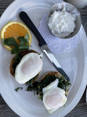 Eggs florentine