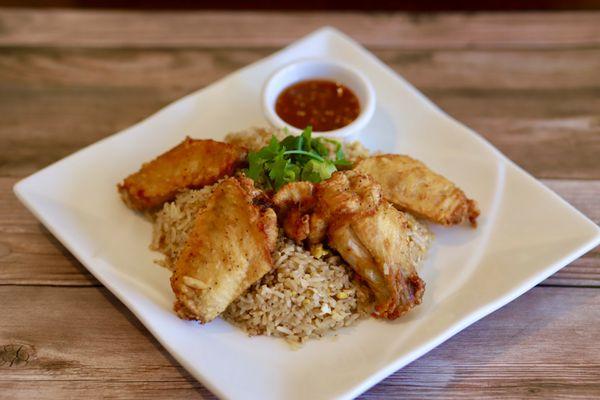 Fired rice with chicken wings