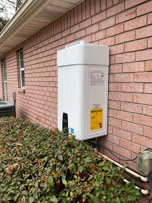 We installed this Navien gas tankless water heater for a happy customer in Niceville.