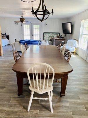 All the (redone) Windsor chairs fit my British table beautifully. Thank you Old Home Supply House! xoxo