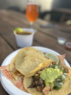 Polo asada taco and birria mulita