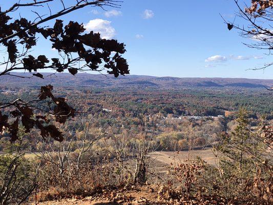 Talcott Mountain State Park