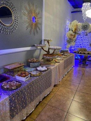 Dessert bar