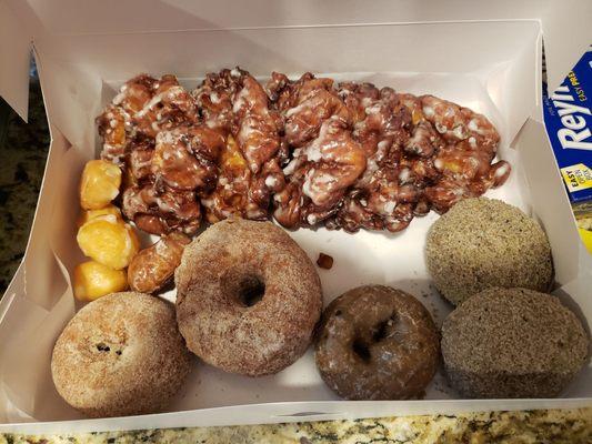 Apple fritters (top), cinammon sugar cake, cinammon sugar croissant (glazed is also good), blueberry cake, and blueberry crumb cake.