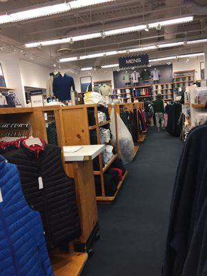 Nautica of Wrentham -- Wrentham Outlets : 1 Premium Outlet Boulevard, Wrentham              Interior