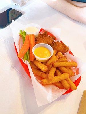 2 combo appetizer: yuca fries & Cajun wings